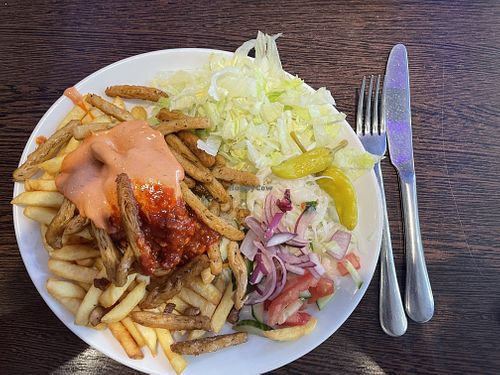 Döner Teller vegan mit Pommes & Salat  at Mama's Haus in Hannover