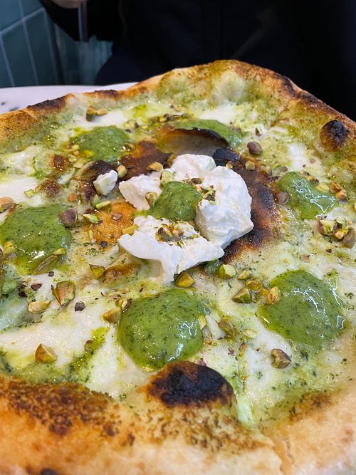 Pesto pizza (vegetarian) at Prima Pizza in Lisbon