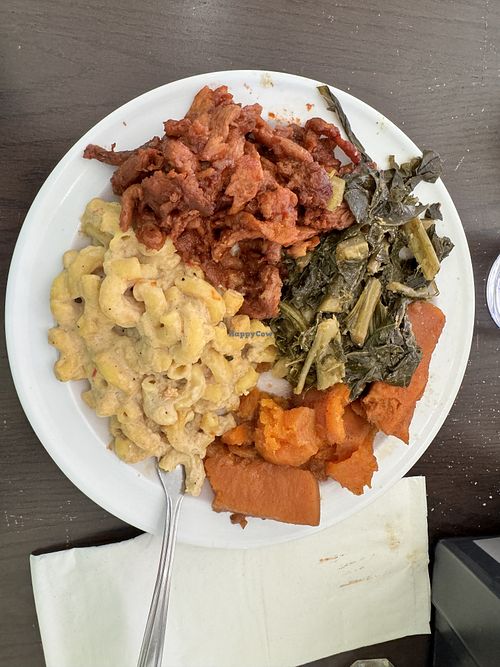 If it had arrived sooner than an hour, I’d be a repeat customer. It’s fast food seating.   at Vegelicious Antioch in Antioch