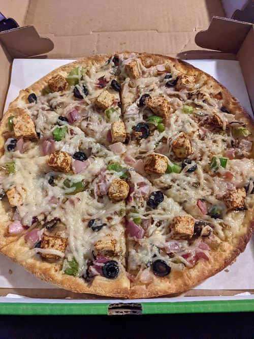 Pizza Twist New Hyde Park New York Restaurant HappyCow