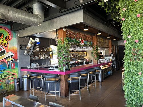 Bar  at King & Queen in Villa De Juarez