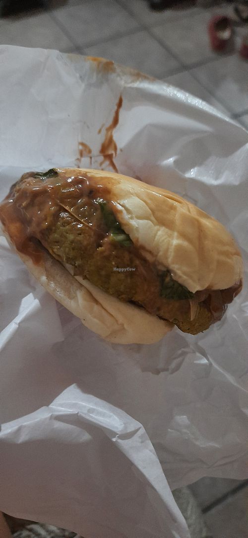 Delicious lentil burger #Veganuary at Top Burgui in Porto Seguro