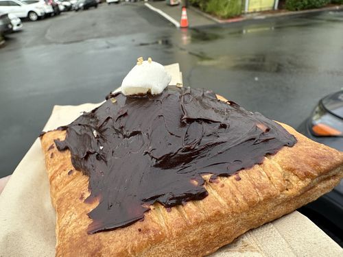 S’mores pop tart  #Veganuary at Magdelena's in Petaluma