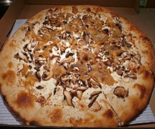 Tuscan Pizza (veganized) at zpizza in Long Beach