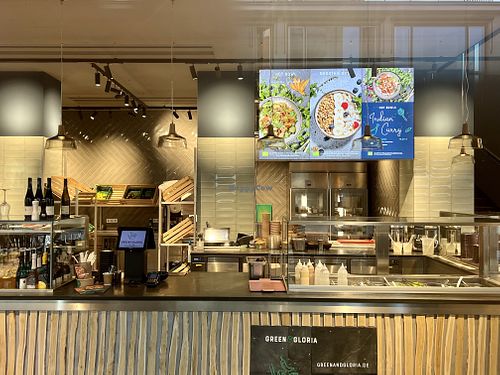 inside  at Green & Gloria in Dresden