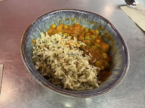 Potato and pea curryy  at Plantamientos in Madrid