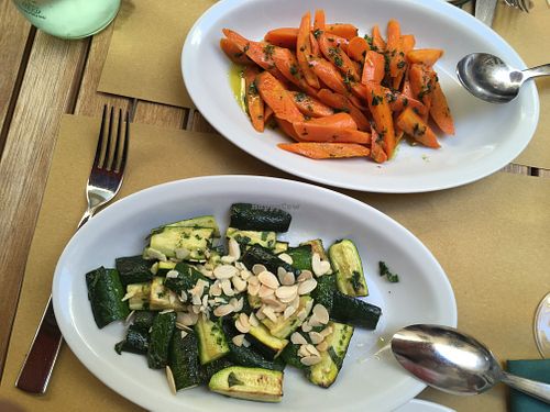 Side dishes : carrots and zucchini at La Zucca in Venice
