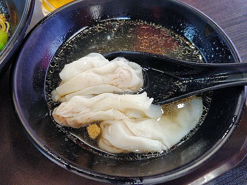 Wanton soup at Makan Vegan - 斋这里 in Central Singapore