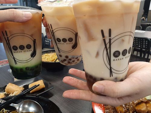 vegan boba (bubble) tea at Makan Vegan - 斋这里 in Central Singapore