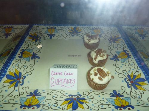 Carrot cake cupcakes at Vegeria - Viva Book Complex in San Antonio