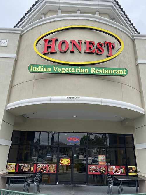 Front  at Honest in Orlando