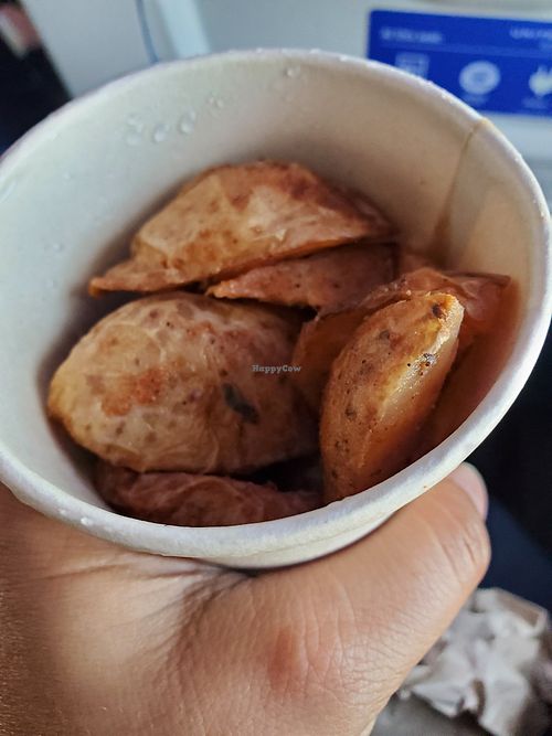 Tasty potatoes at Cósmico Vegan in Bogota