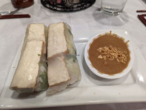 Tofu spring rolls with peanut sauce at Le Bistro Vietnamese in Albuquerque