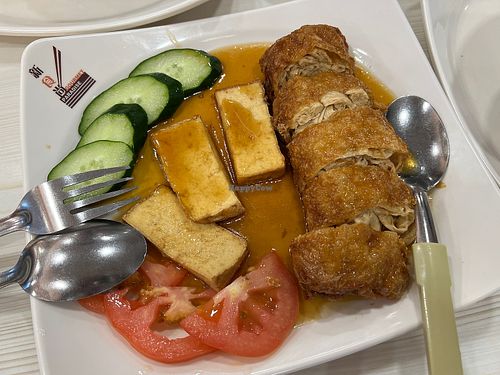 Duck and braised tofu  at e Veg - Marina Square - 益素食 in Central Singapore