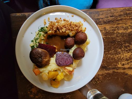 Umami dish at Tisch in Vienna