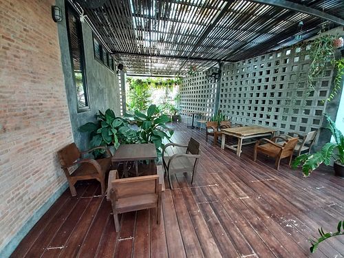 Outdoor decking at Munchies Café in Chiang Mai