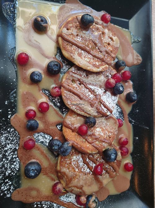 Sweet pancakes were sandy at Food Garden in Zagreb