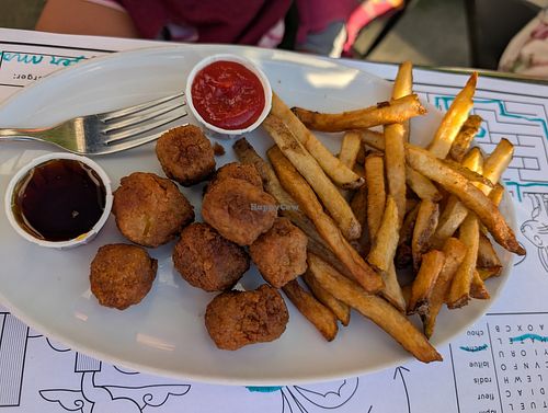 Tofu popcorn for kids at Chez Victor in Levis