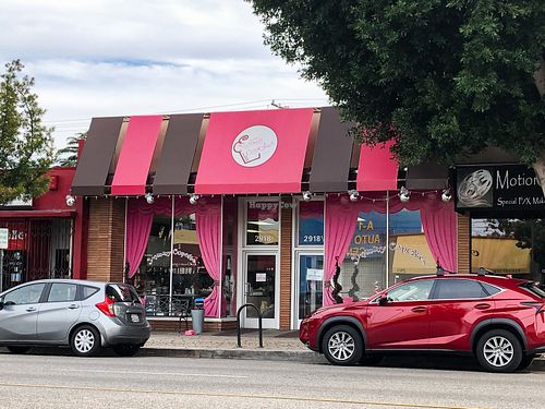 Store Front at Yummy Cupcakes - Burbank in Burbank