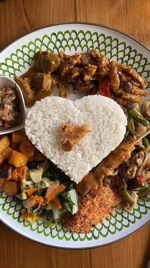 Image of Warung Dua Hati