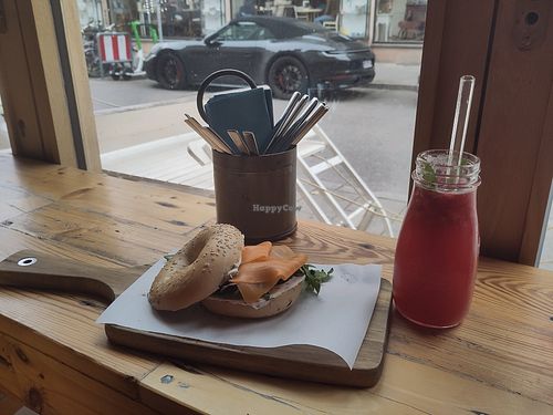 Vegan lax bagel. Pretty awesome. 😋 at togather in Munich
