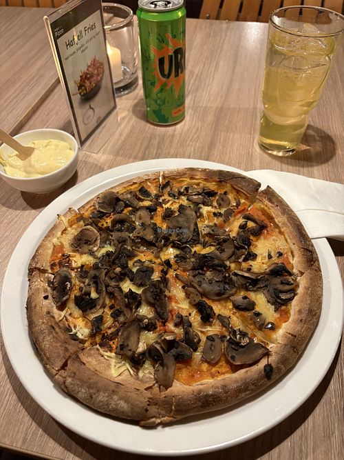   at Hafjell Pizza in Oyer