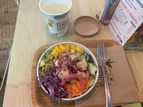 Vegan Bowl with tofu   at Toasty in Aix-en Provence