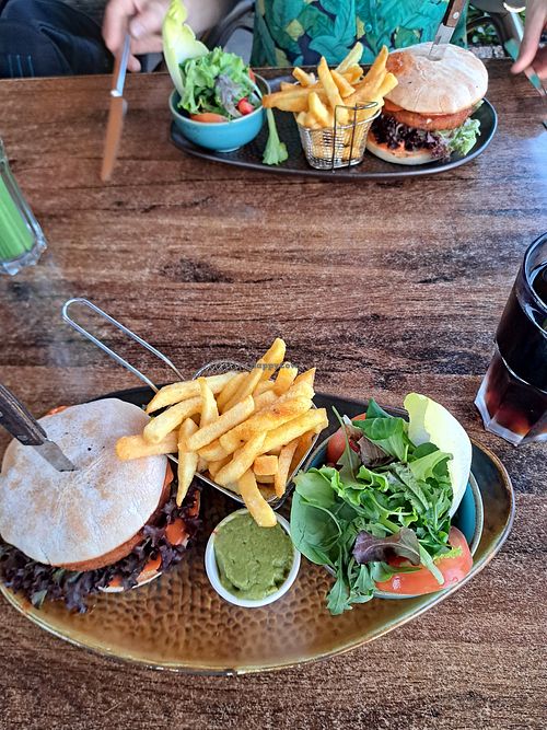 Vegan burger at Fabula in Tecklenburg