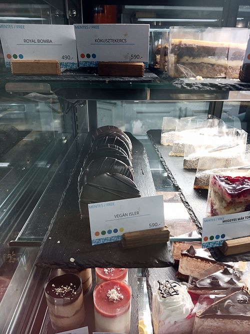 Vegan Isler mini-cake at La Fontana in Esztergom