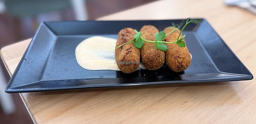 'meat' croquettes at A Minha Avó in Lisbon