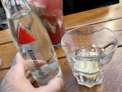 water  at Hans im Glück in Oldenburg