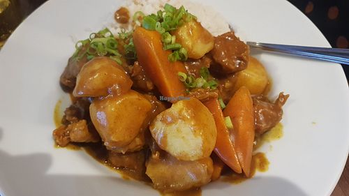 Vegan chicken in curry with rice at Nudo Noodle House in Newcastle Upon Tyne