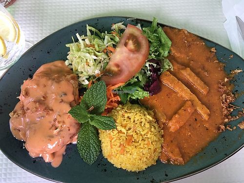 Prato misto  at Oasis Vegetariano - Marques de Sa da Bandeira in Lisbon