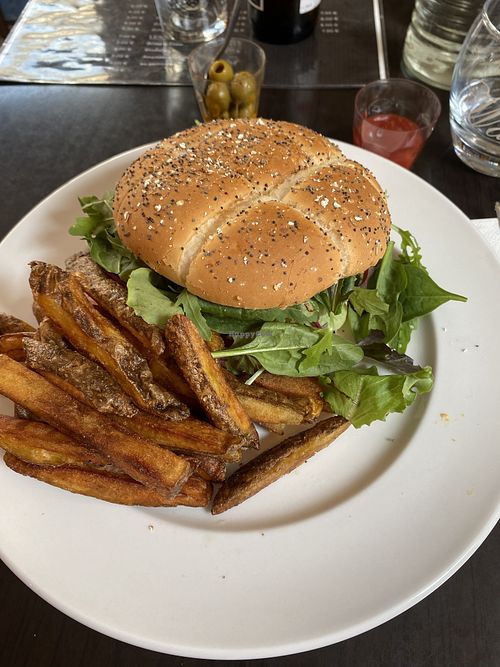   at La Falaise in Yport