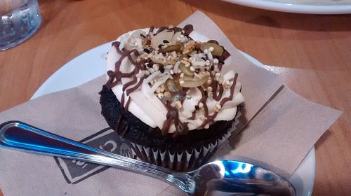 Cupcake at Native Foods - The Loop in Chicago