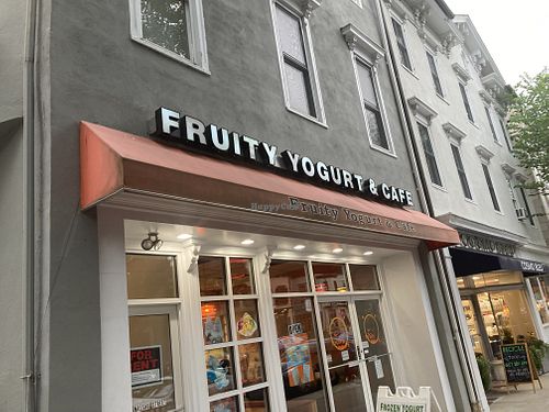Front  at Fruity Yogurt in Princeton