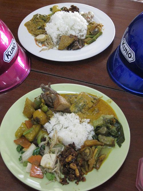 I had to try all the dishes - here is the first attempt. Just a little of each - yes thank you very much :-) Loved it! at Vegetarian Food - Patong in Phuket