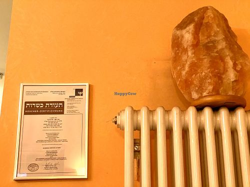 it's kosher at Bleibergs in Berlin