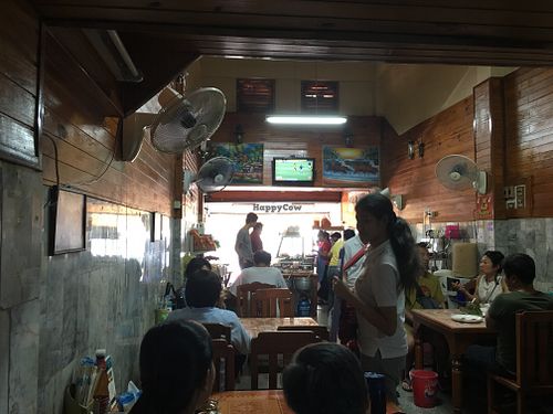 Atmosphere at Ming Kwan in Chiang Mai