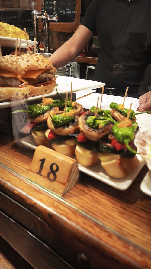 Pintxo de verduras (patata, calabacín, pimiento y champi) at Aralar in San Sebastian