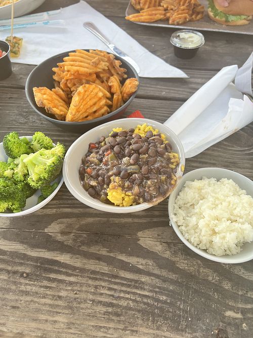   at Sloppy Joe's Restaurant in Treasure Island