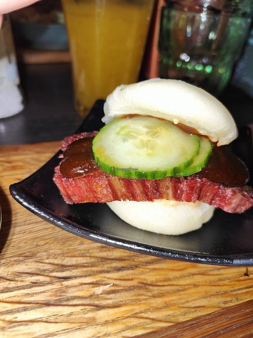 3d printed vegan meat Bao bun at Pinchos in Oerebro