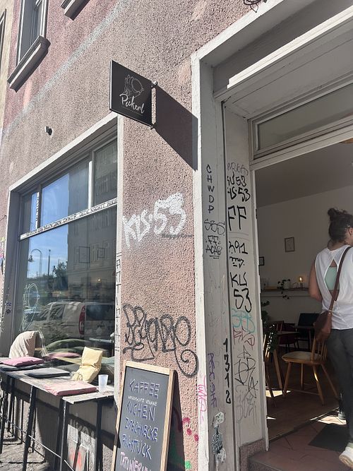 outside  at Tattoo-Café Peckerl in Dresden