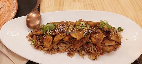 Heura with rice in teryaki sauce at Alium Tapería in Vigo