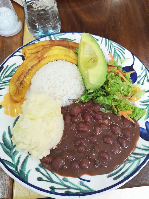  at Mil De Cilantro in Filandia