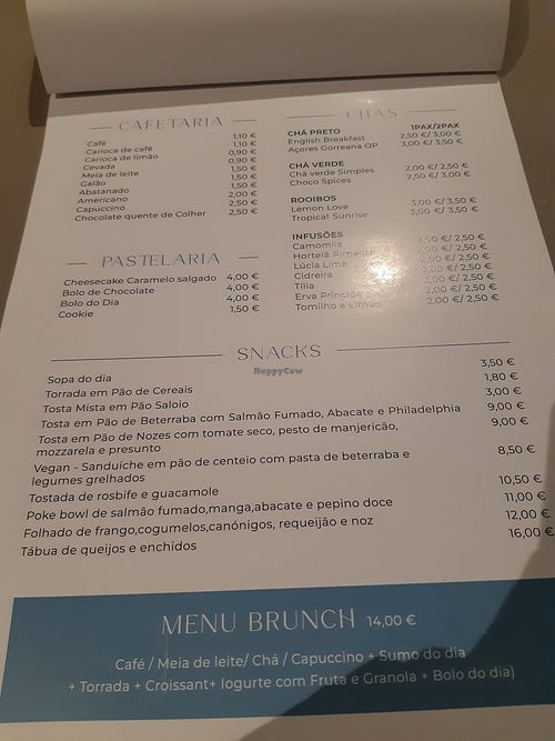 Has Vegan Sandwich at Hostel and Suites des Arts in Amarante