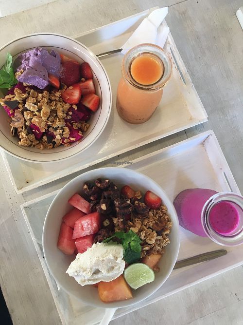 Smoothie bowls at Alchemy in Ubud