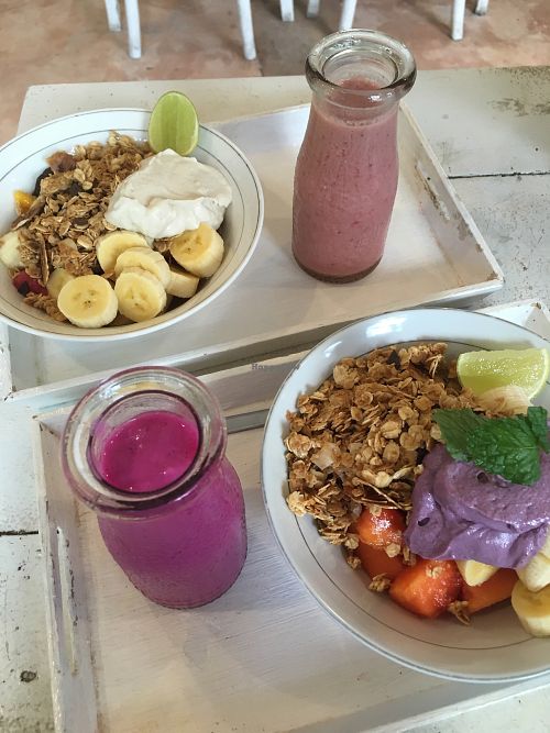 Smoothie bowls at Alchemy in Ubud
