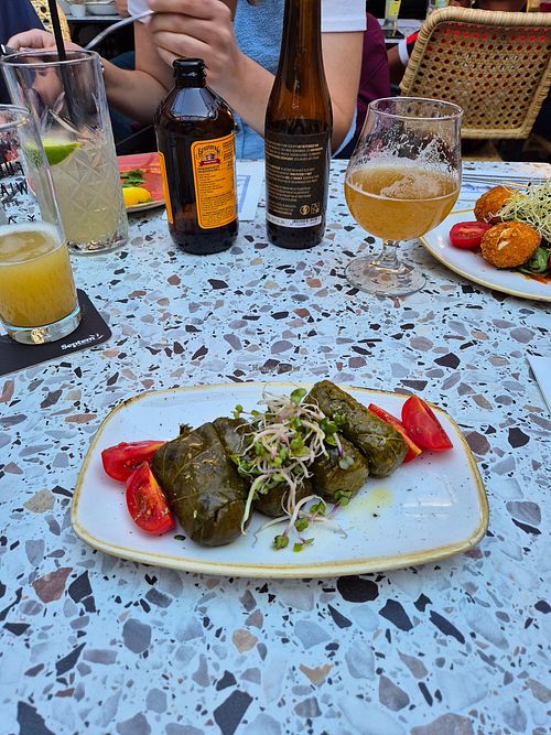 Vegan gevulde wijnbladeren at Kreta Mezes & Grill in Deventer