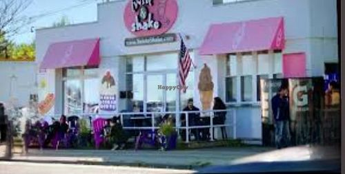  at Twist & Shake in Winthrop